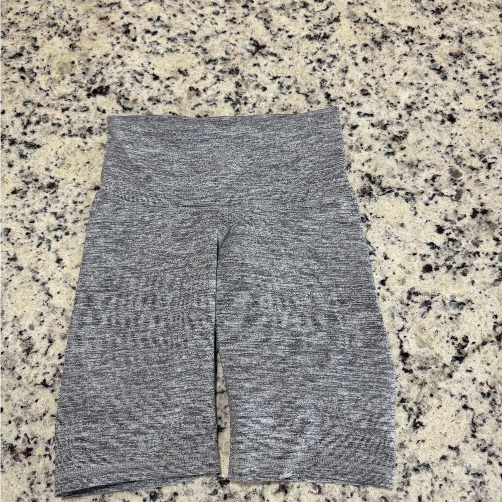 Old Navy Gray Women's Bike Shorts